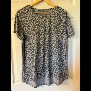 Cheetah print t shirt